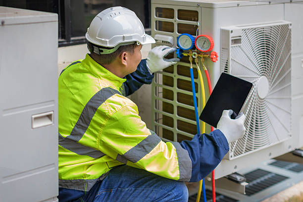 Professional Ac Installation technician working in Davis, OK